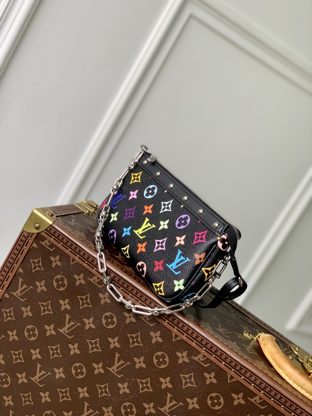 L0vis Vvtt0n Pochette Accessoires Bag-13 x 4 x 22CM
