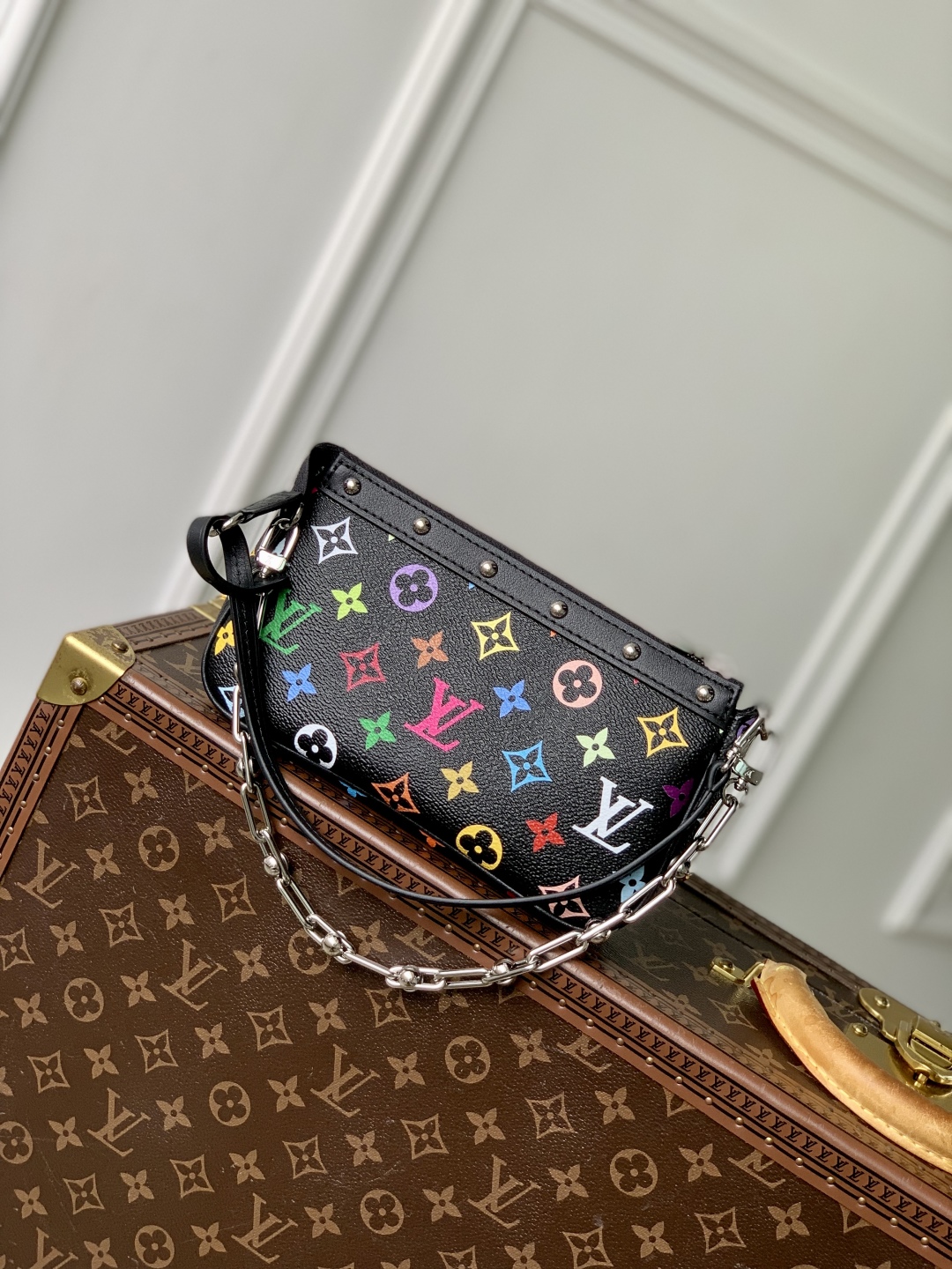 L0vis Vvtt0n Pochette Accessoires Bag-13 x 4 x 22CM
