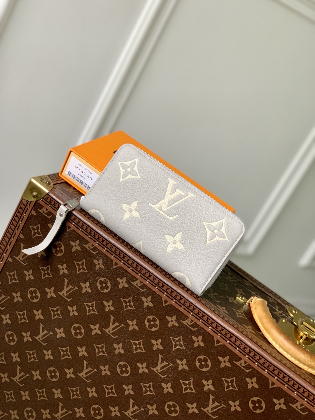 L0vis Vvtt0n Zippy Wallet-19.5× 10.5x 2.5CM