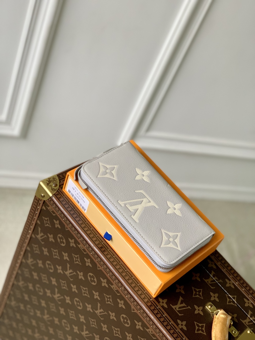 L0vis Vvtt0n Zippy Wallet-19.5× 10.5x 2.5CM