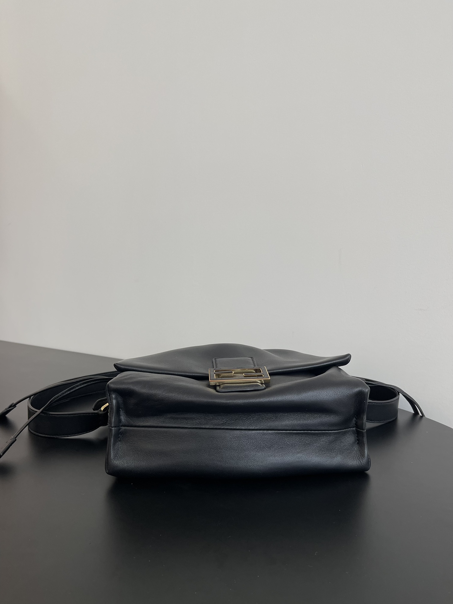 F**di Mamma Baguette Bag-26*8*18CM