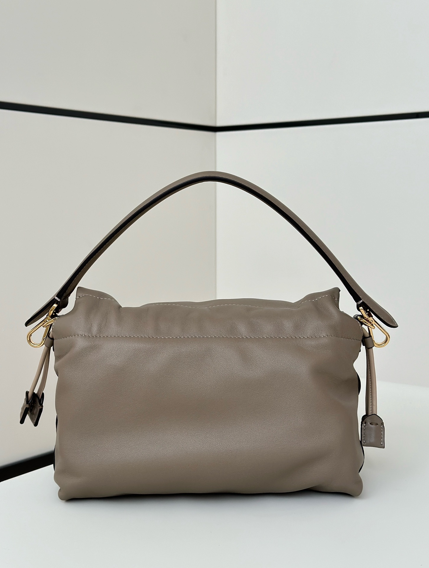 F**di Mamma Baguette Bag-26*8*18CM
