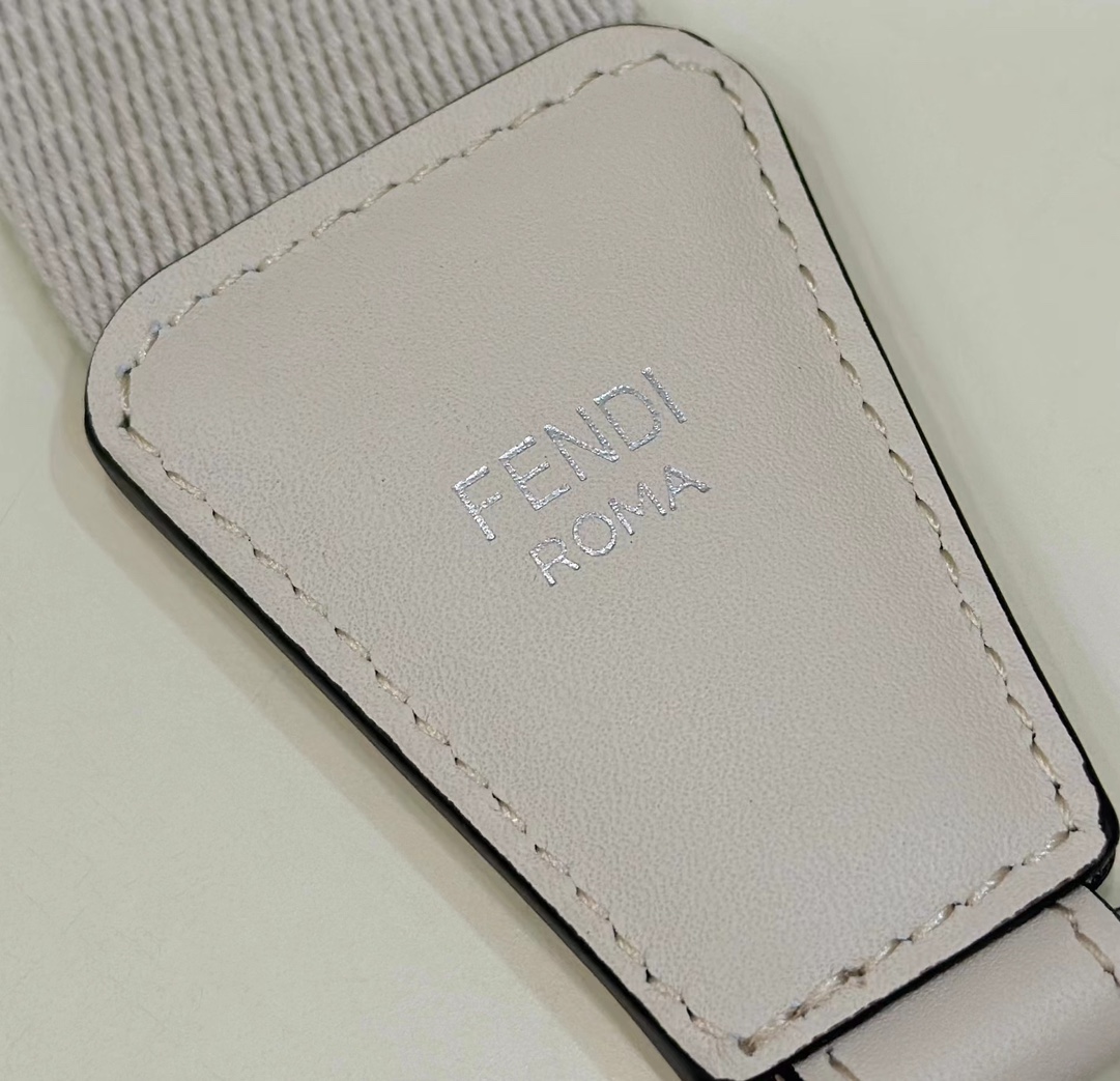 F**di Strap-133/4CM