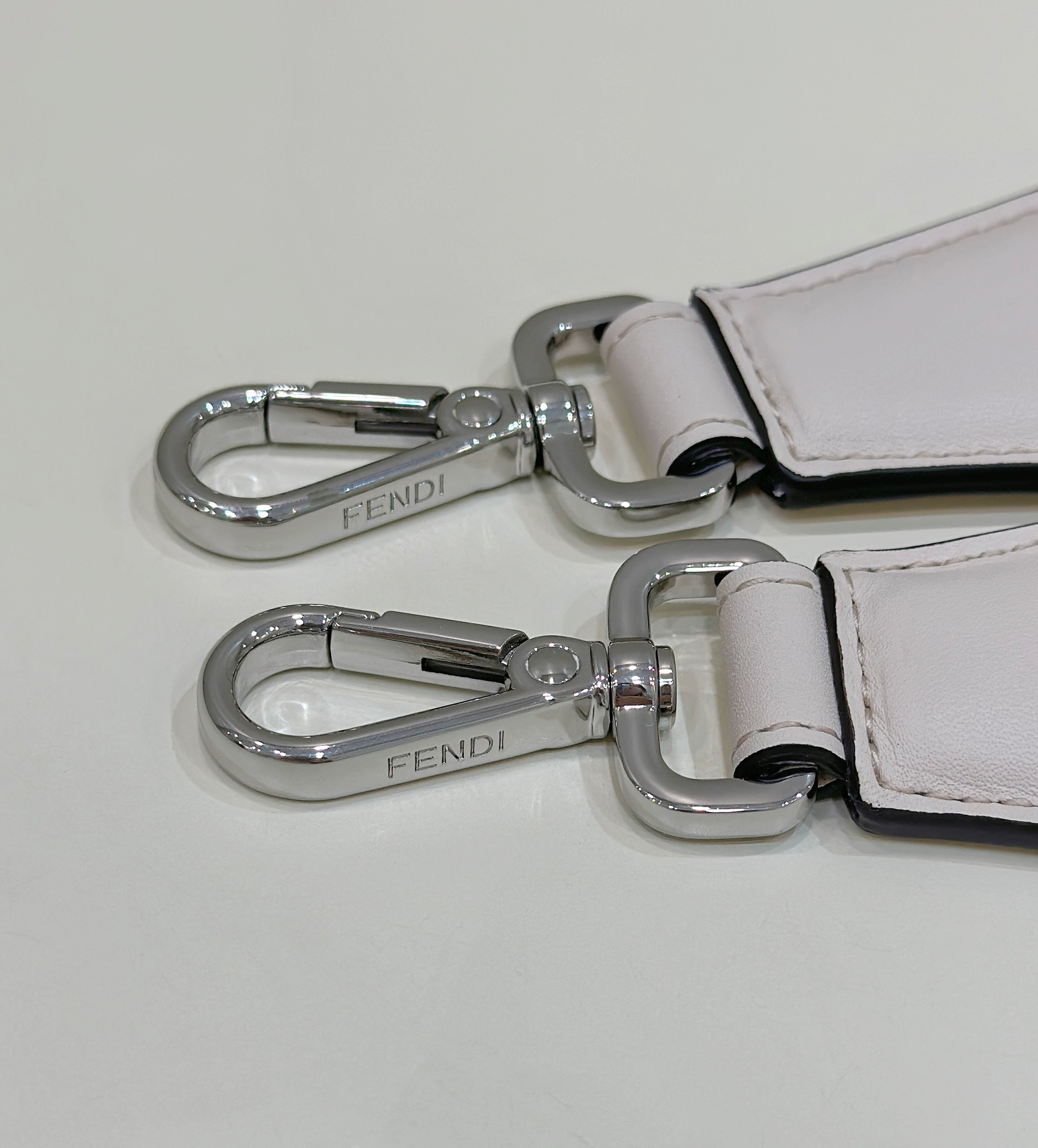 F**di Strap-133/4CM