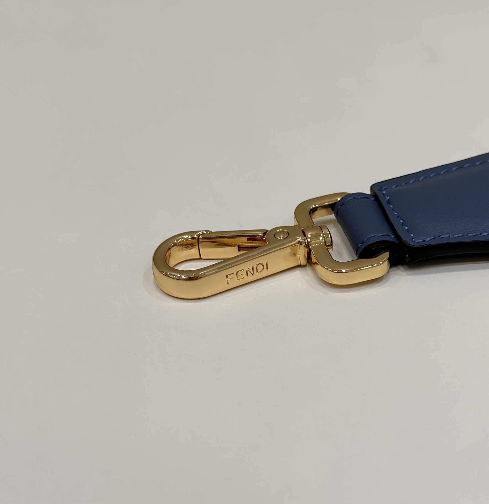 F**di Strap-133/4CM