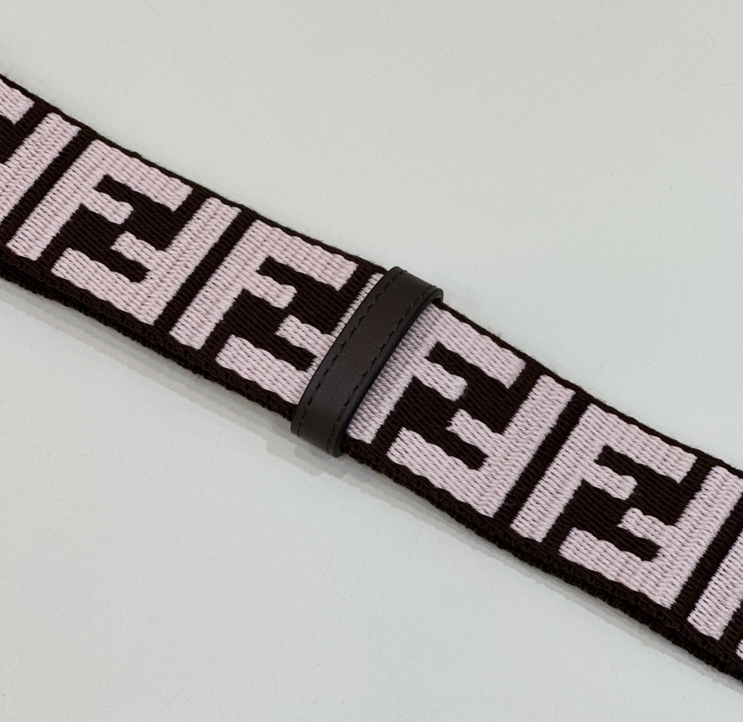 F**di Strap-133/4CM