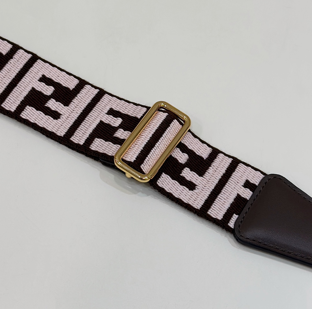 F**di Strap-133/4CM