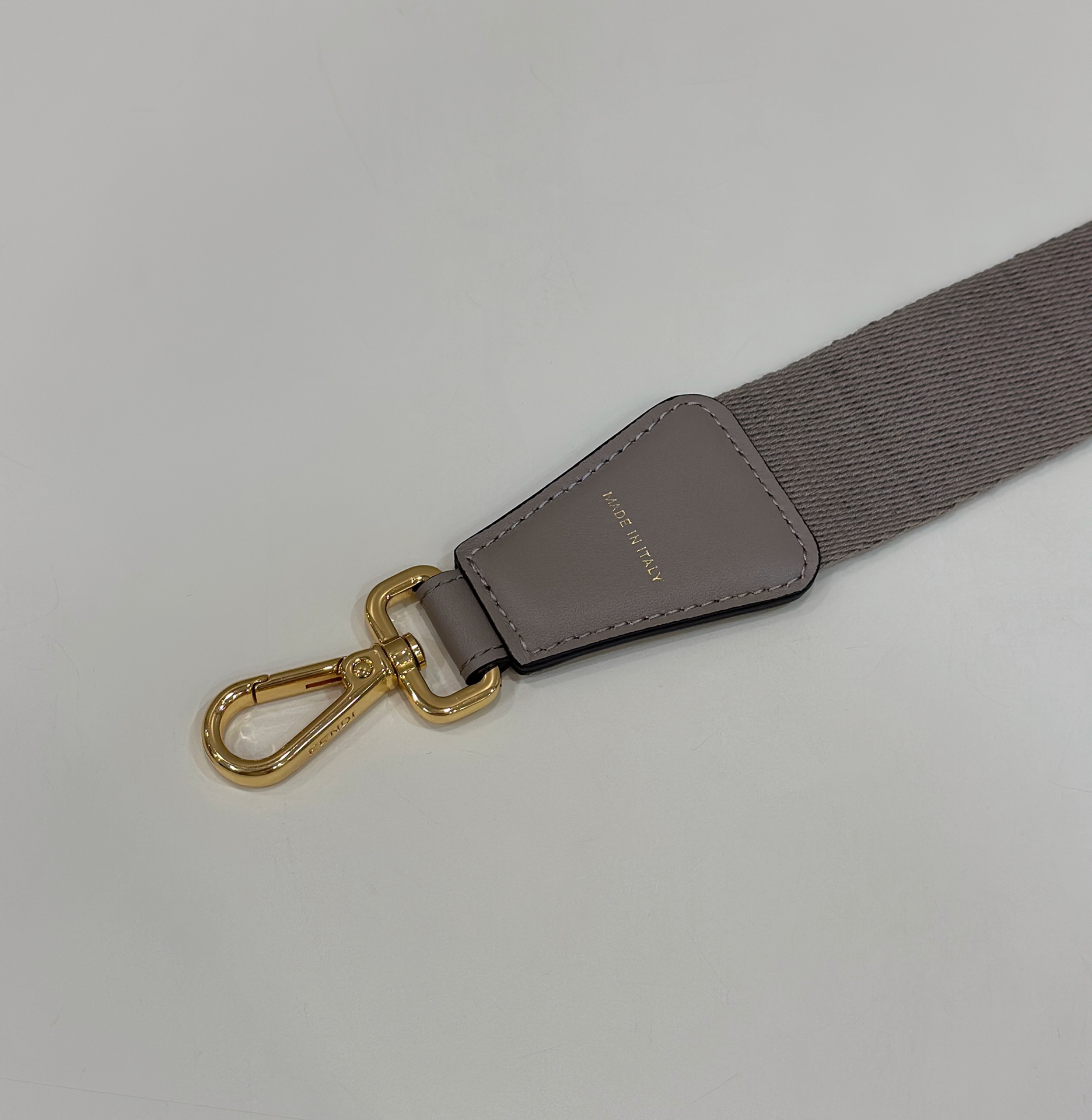 F**di Strap-133/4CM