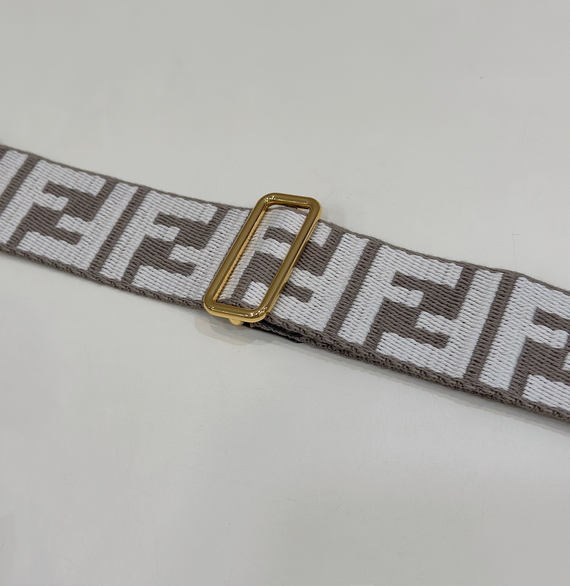 F**di Strap-133/4CM