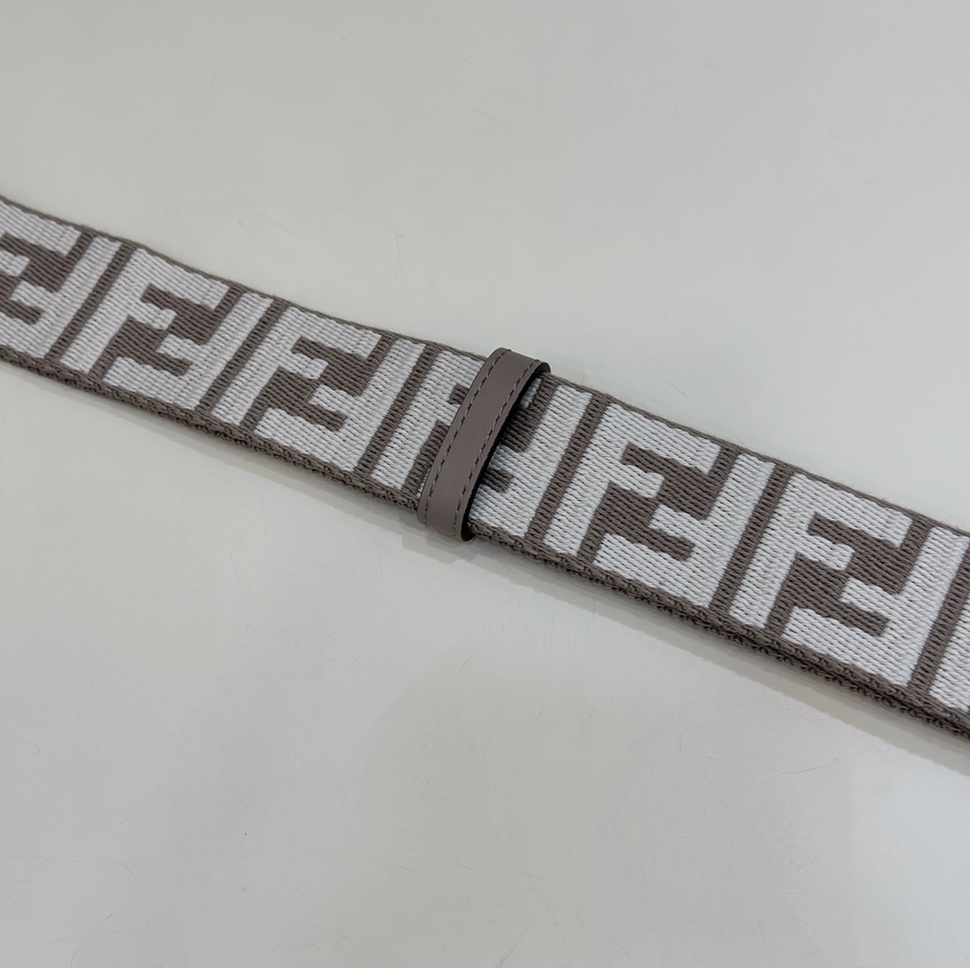 F**di Strap-133/4CM