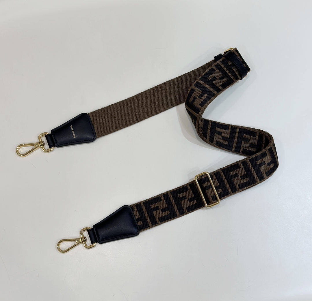 F**di Strap-133/4CM