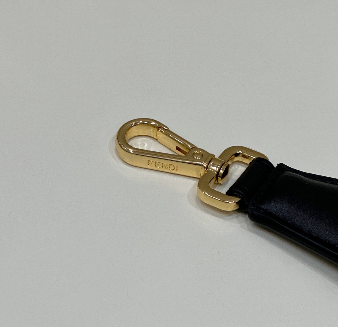 F**di Strap-133/4CM