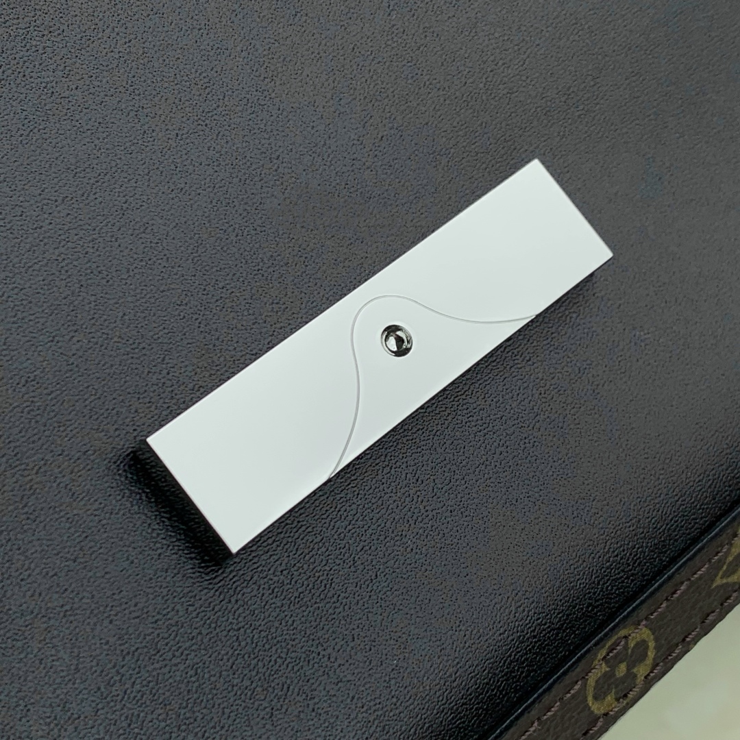 l0vis Vvtt0n dauphine soft -24*17*9cm