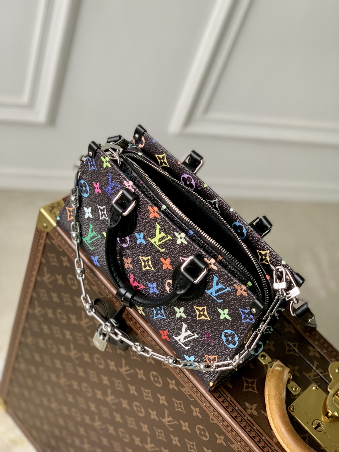 L0vis Vvtt0n OnTheGo East West Handbag-M23640-25*13*10CM