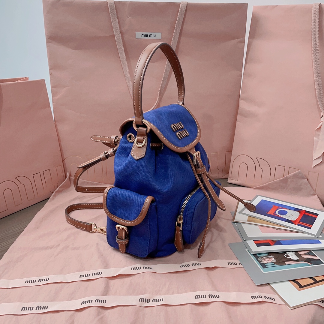 M1um1u Backpack-22X18X11.5CM
