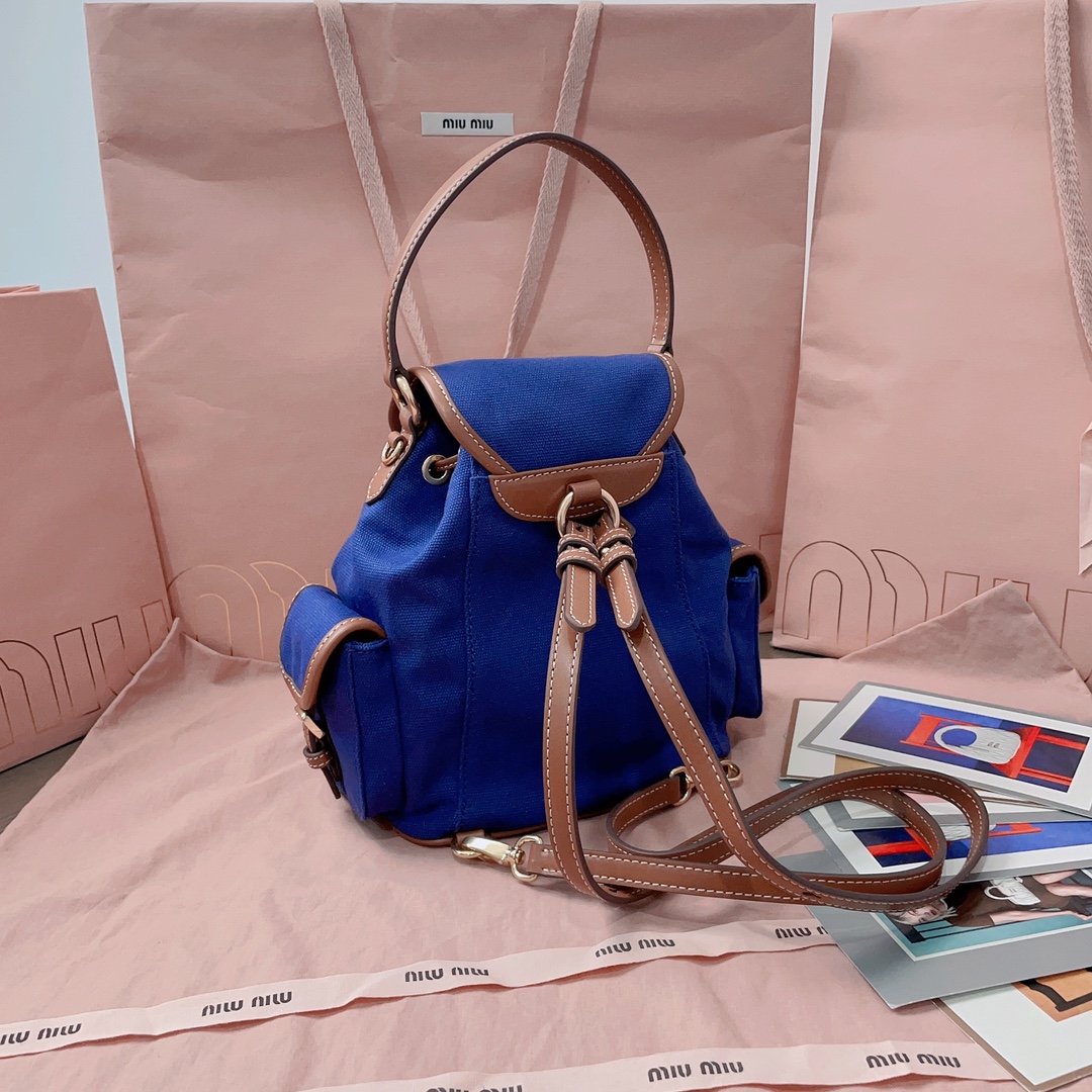 M1um1u Backpack-22X18X11.5CM