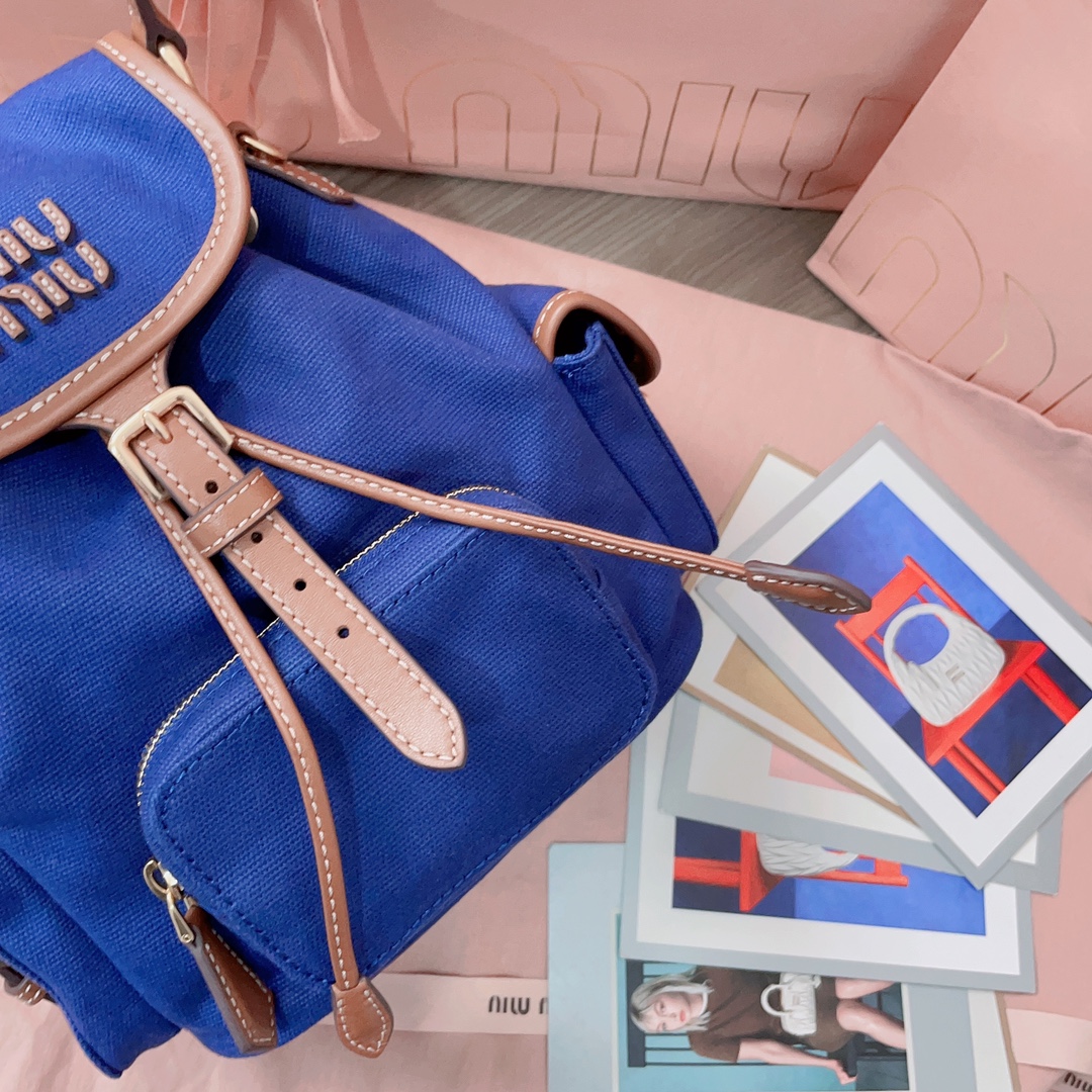 M1um1u Backpack-22X18X11.5CM