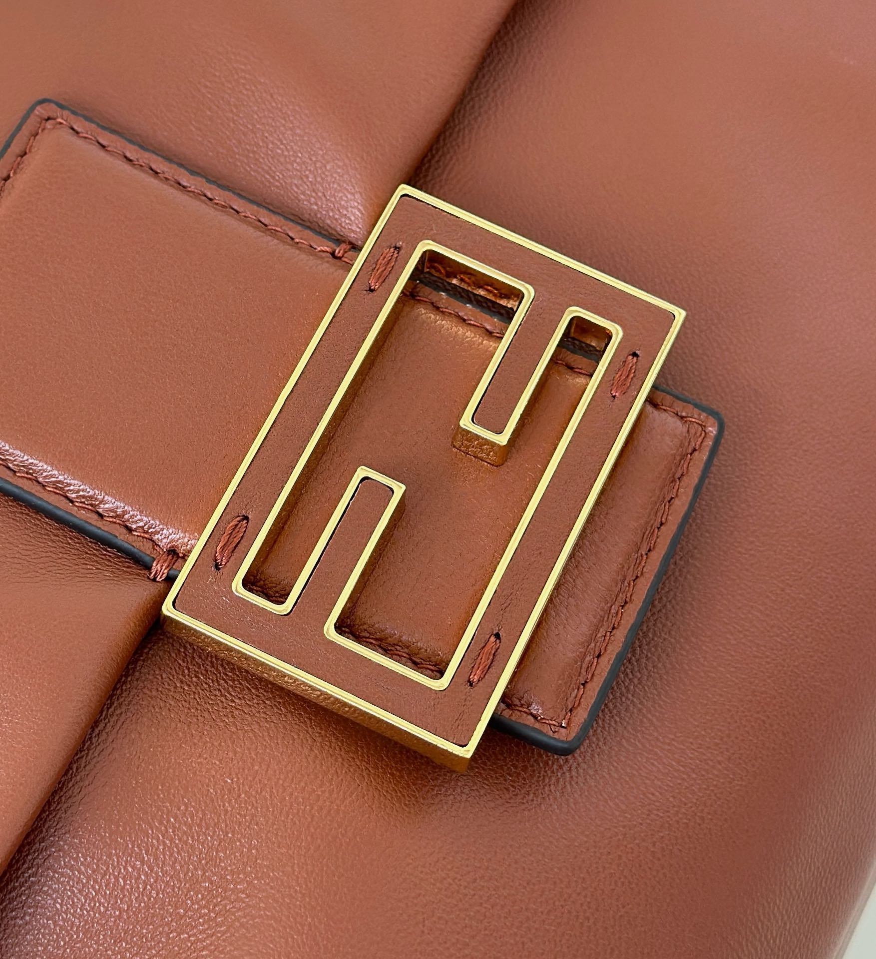 F**di mamma baguette bag-26*8*18cm