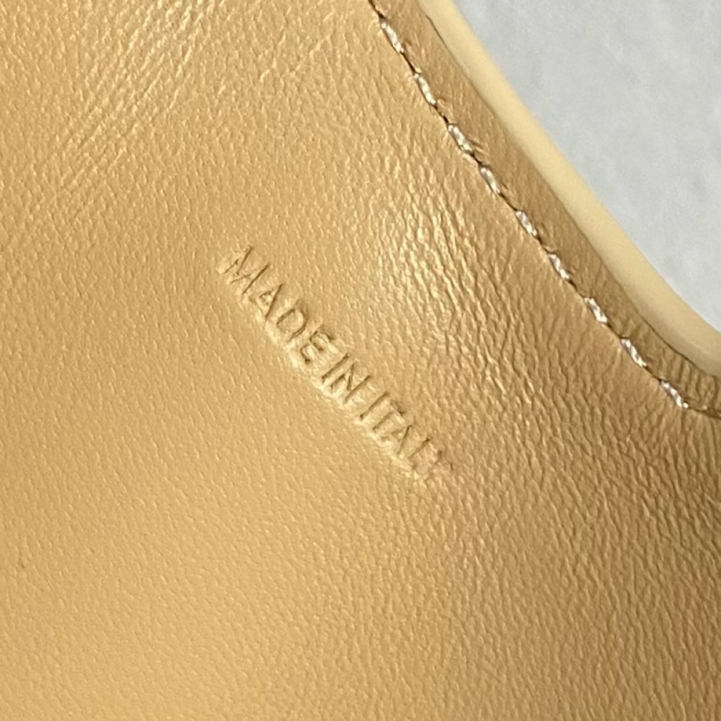 Celina Camille 16 Soft Bag-36x29.5x7CM