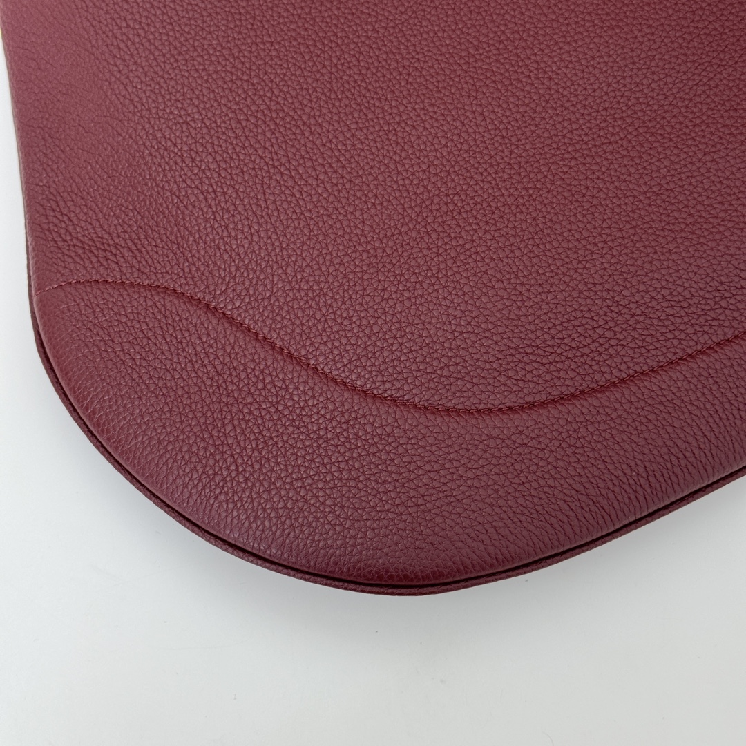 Gvc*1 Body Shoulder Bag-49*46*4CM