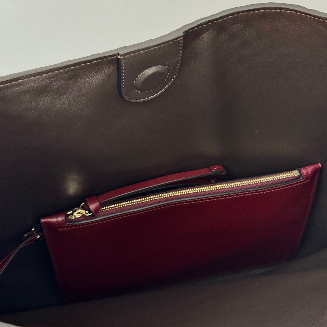 Gvc*1 Body Shoulder Bag-49*46*4CM