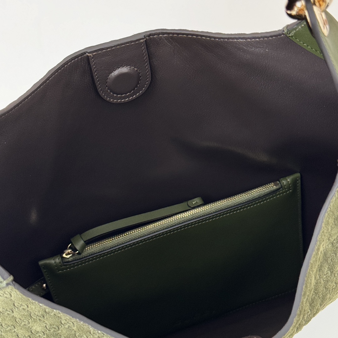 Gvc*1 Body Shoulder Bag-49*46*4CM