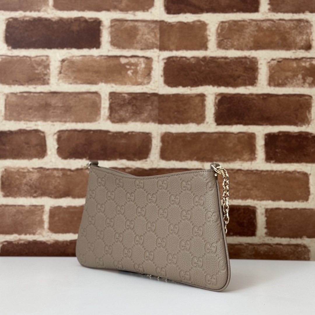 Gvc*1 Emblem Tote Bag-29.5*16*2CM