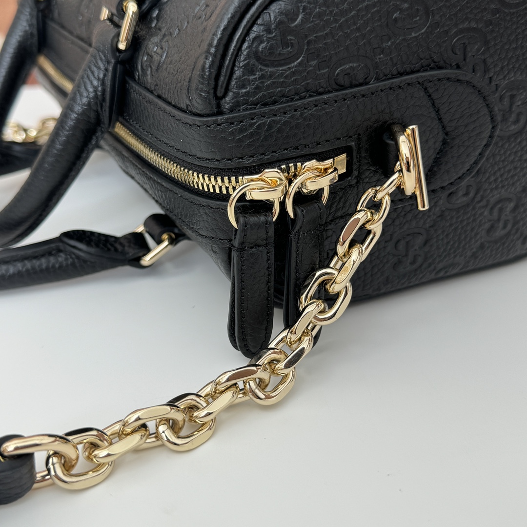 Gvc*1 Emblem Tote Bag-25.5*16*14CM