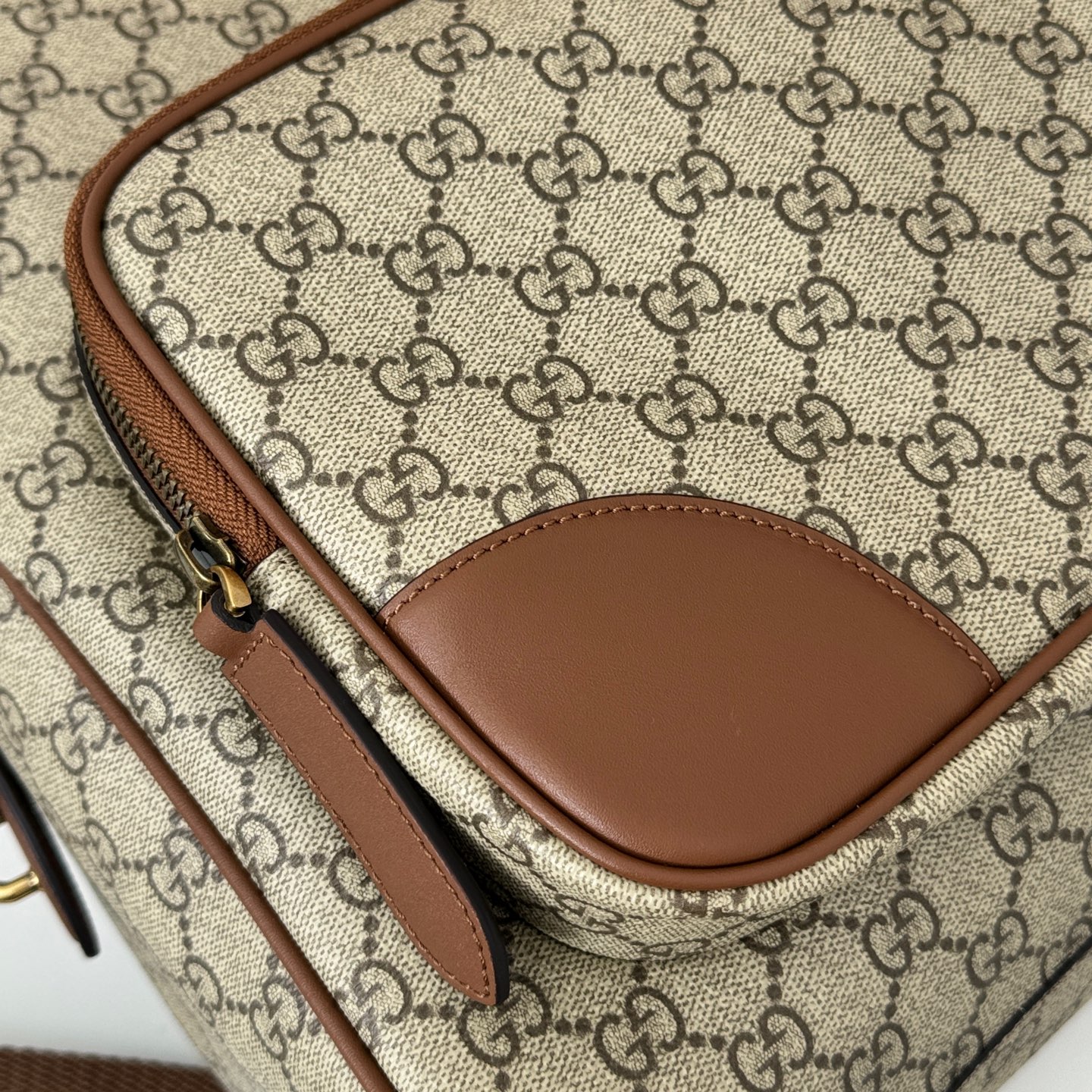 Gvc*1 Backpack-31.5*41*14.5CM