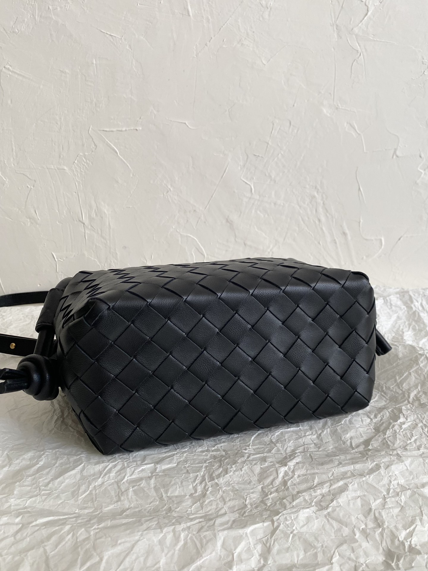B0tt*ga Ven*ta Loop Lindy Bag-21×13×13CM