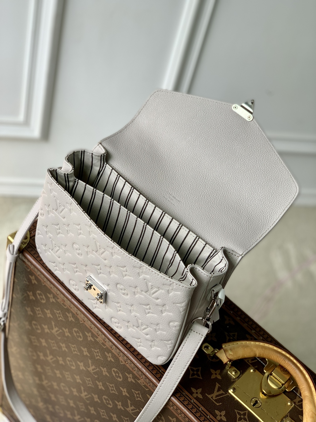 L0vis Vvtt0n Pochette Metis Handbags-25*19*7CM