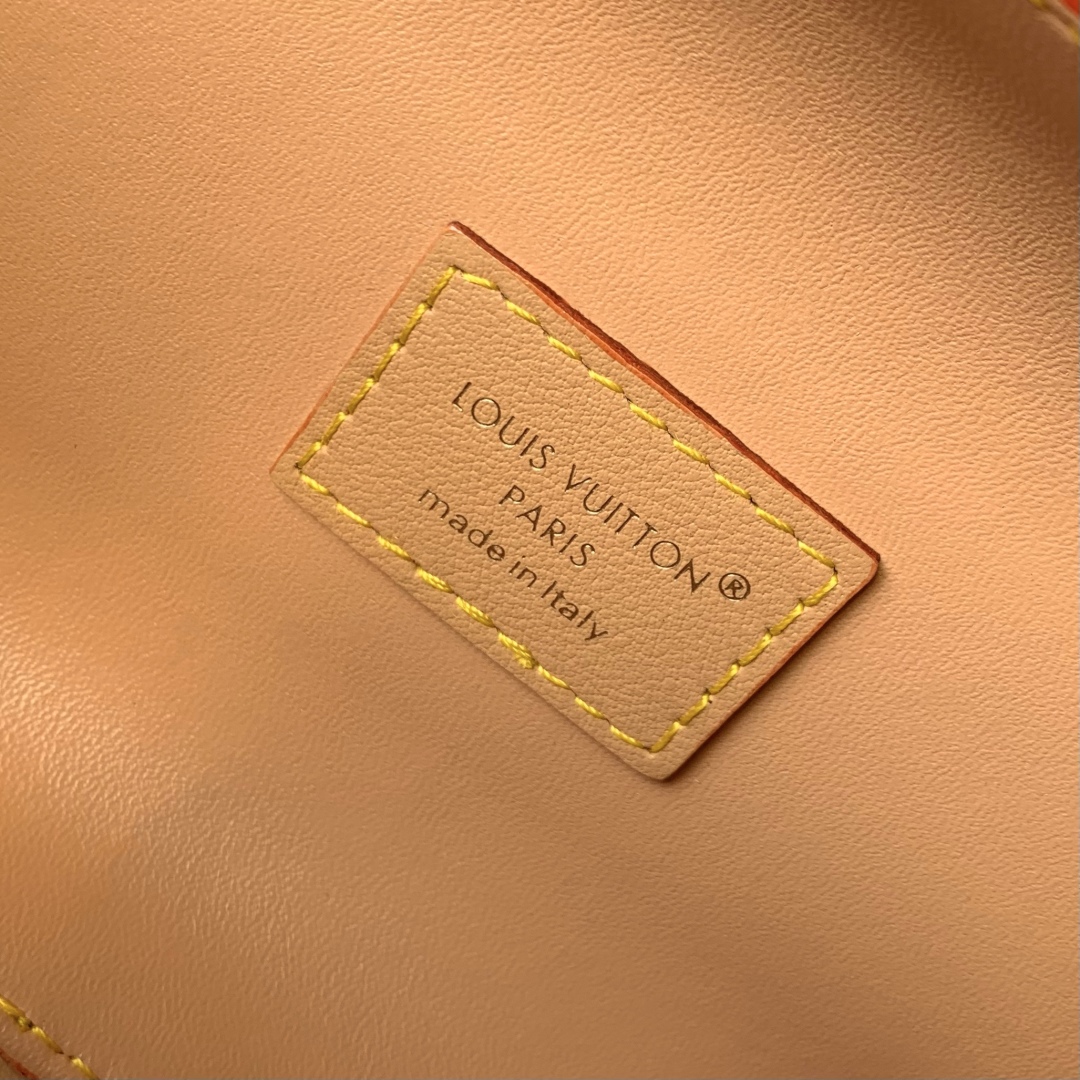 l0vis Vvtt0n bone bag-14 x 6 x 24cm