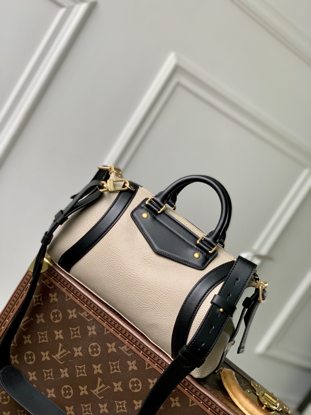 L0vis Vvtt0n Biker Handbags-M14721-12 x 12 x 30CM