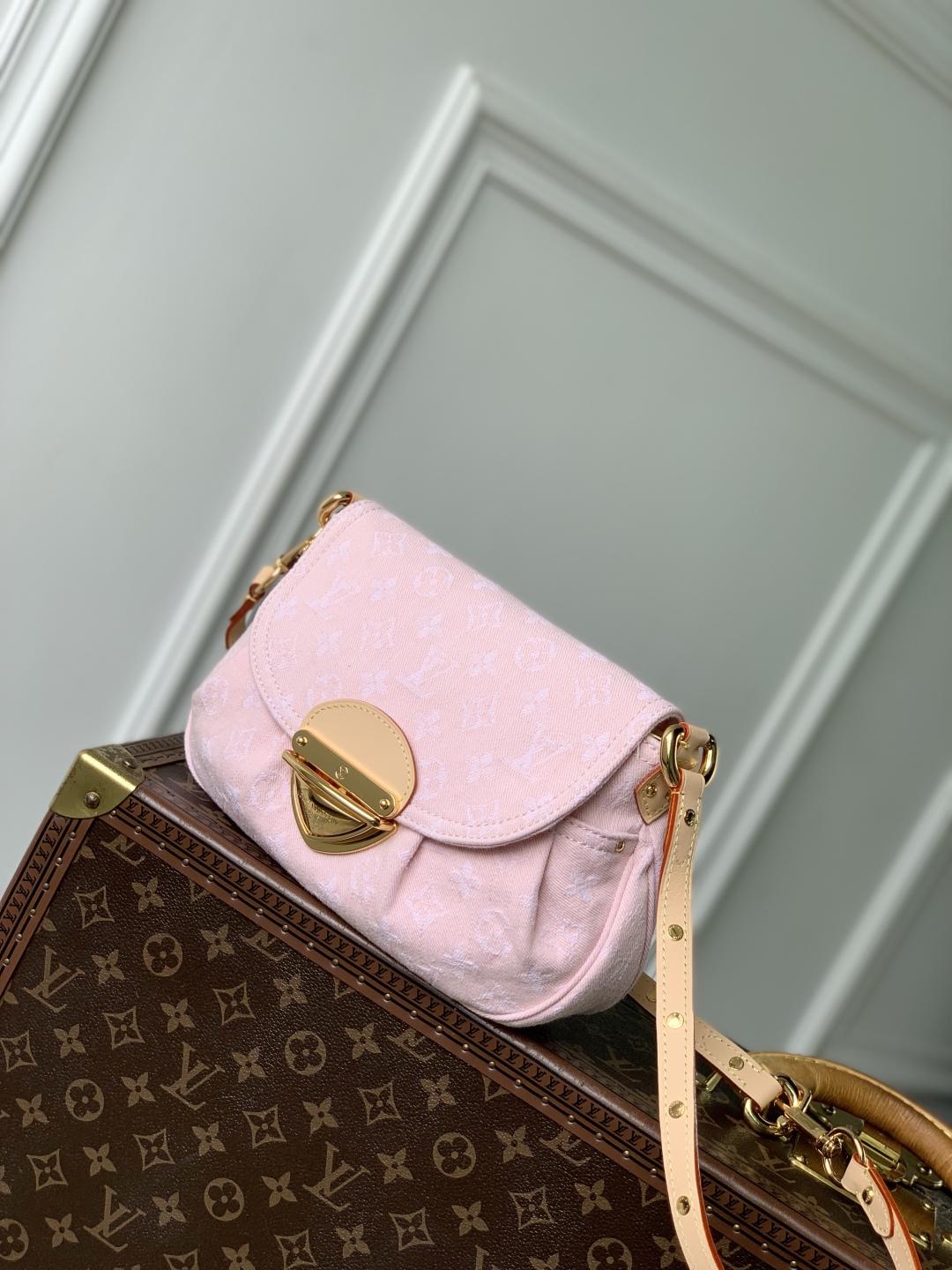 L0vis Vvtt0n Sunset Vibe Bag-18 x 3 x 27CM