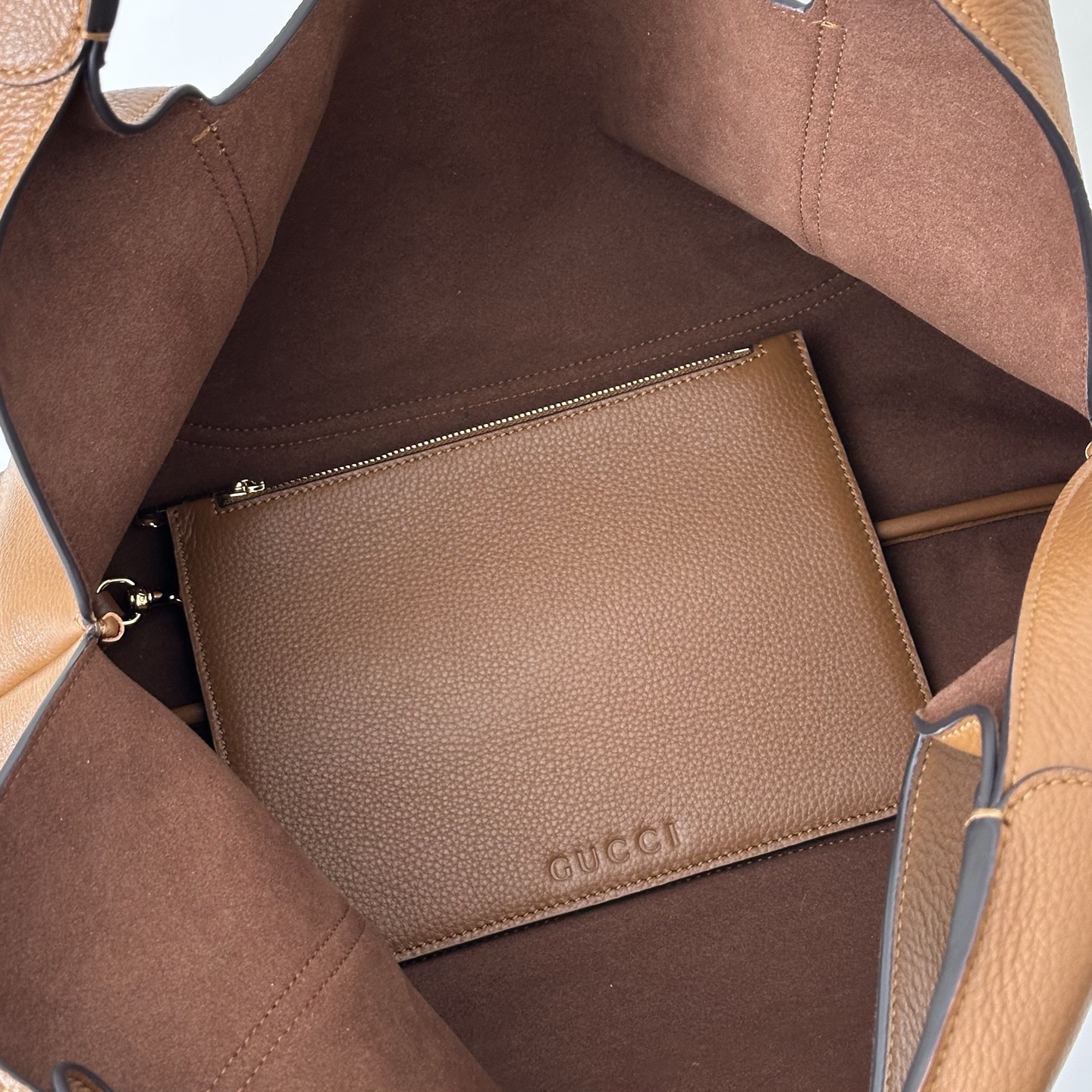 Gvc*1 Softbit Large Shoulder Bag In Leather-46*26*16CM
