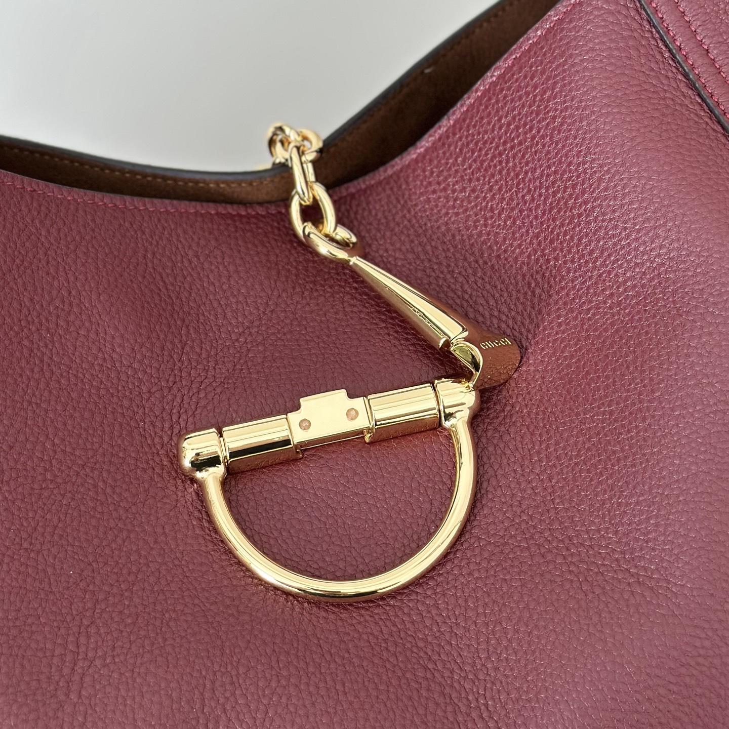 Gvc*1 Softbit Large Shoulder Bag In Leather-46*26*16CM