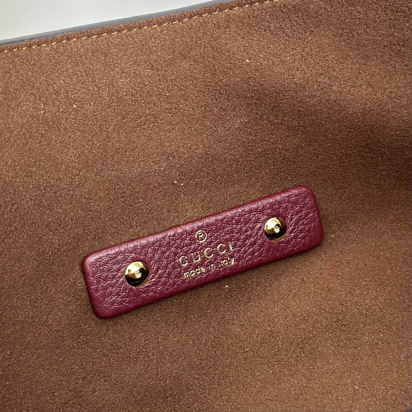 Gvc*1 Softbit Large Shoulder Bag In Leather-46*26*16CM