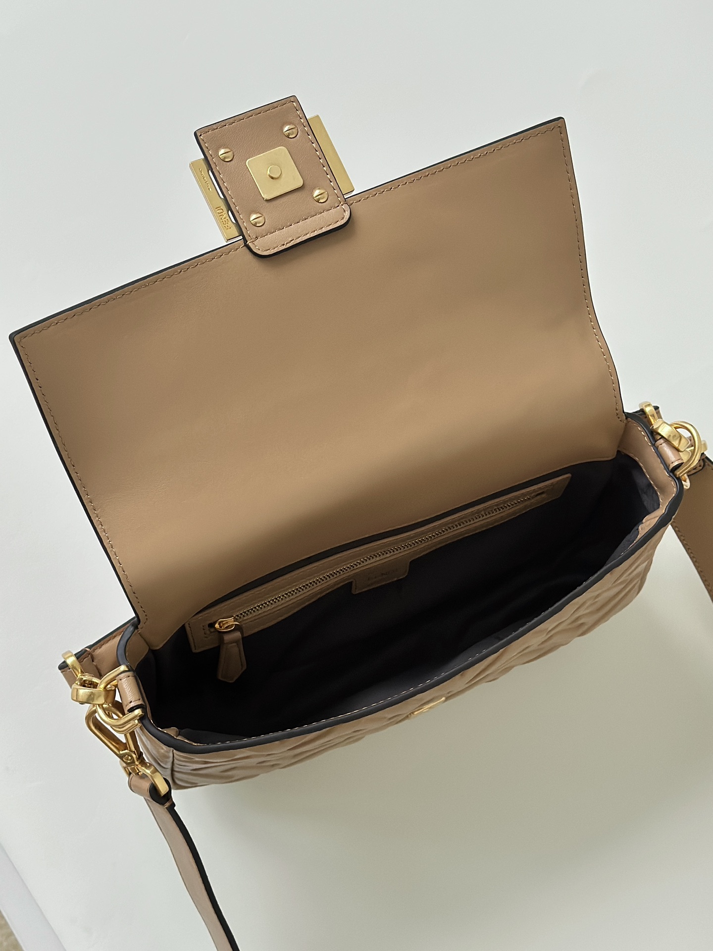 F**di Baguette Bag-26×5×13CM