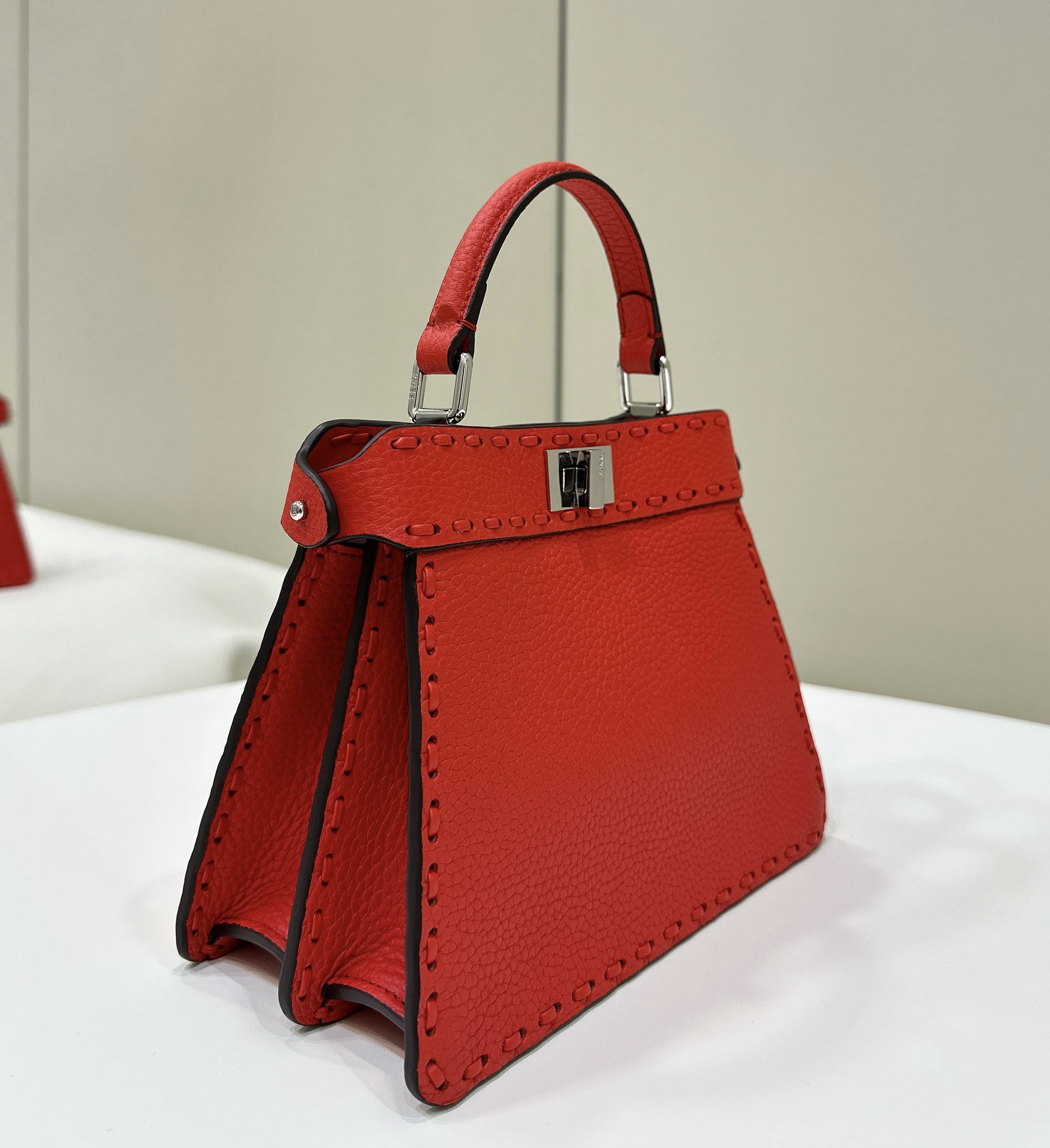 F**di Peekaboo ISeeU Bag-20x11x15CM