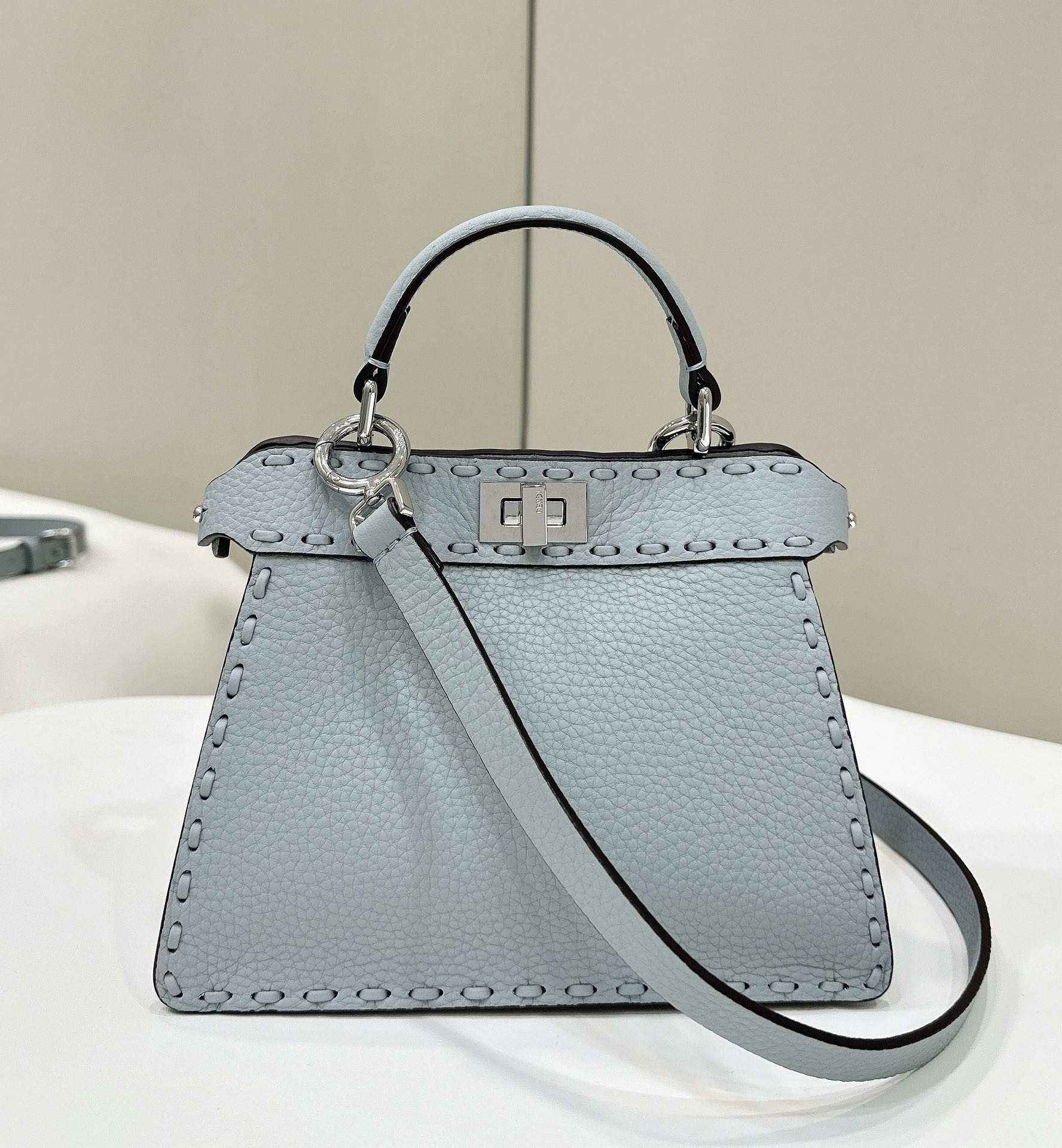 F**di Peekaboo ISeeU Bag-20x11x15CM