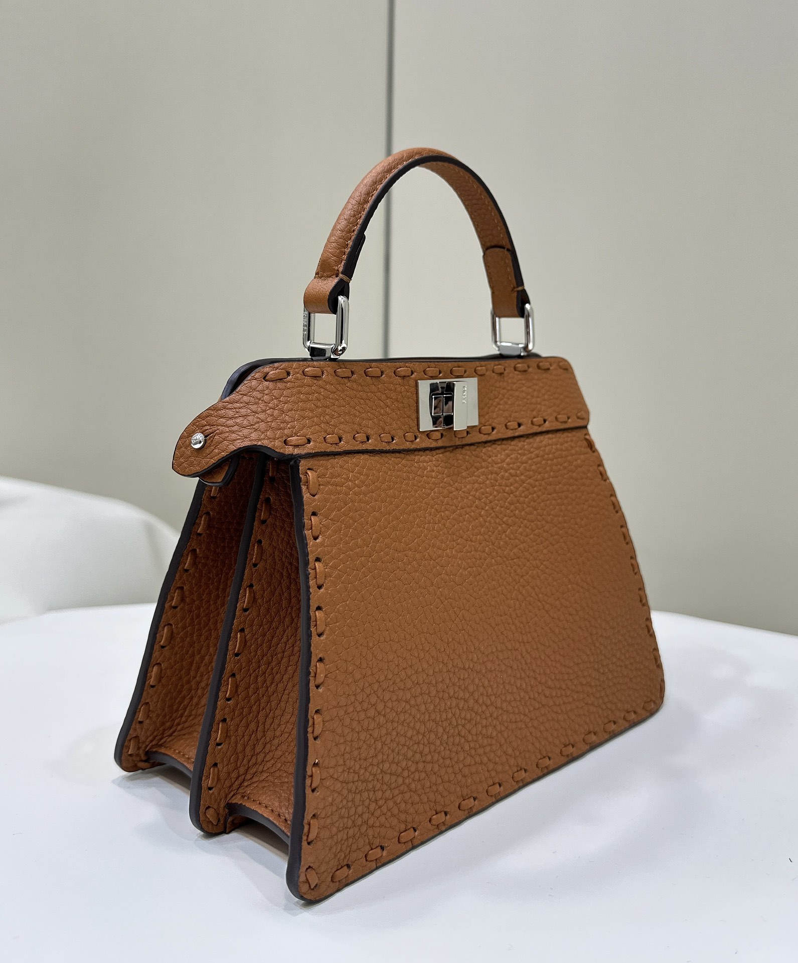 F**di Peekaboo ISeeU Bag-20x11x15CM
