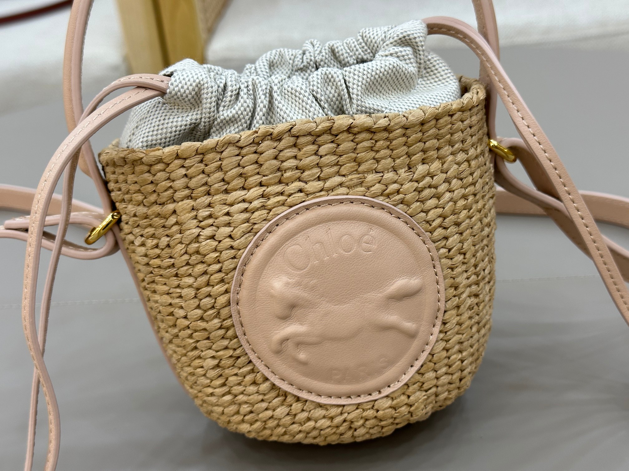Chloé Mini Horse Medal Basket In Natural Fibers-14x12.5x14CM