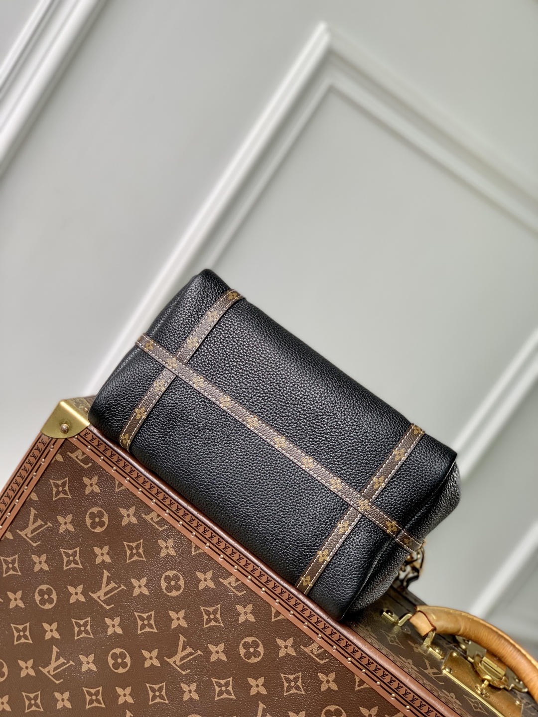 L0vis Vvtt0n M13667 Top Handbags-25*15*18CM