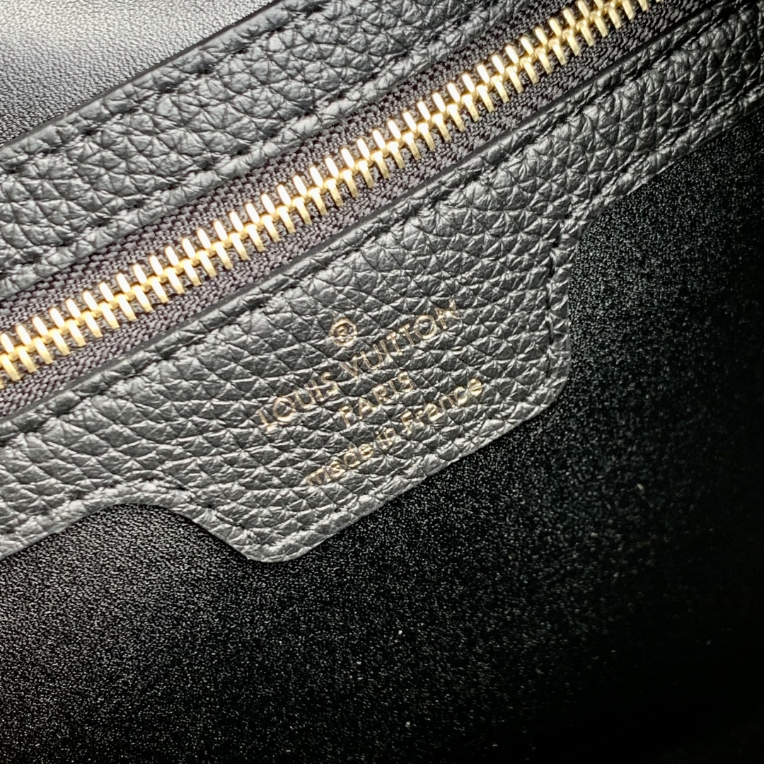 L0vis Vvtt0n M13667 Top Handbags-25*15*18CM