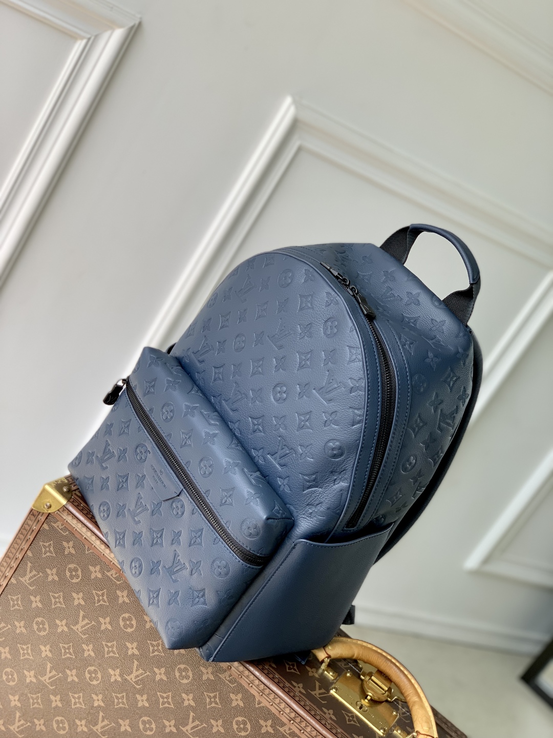 L0vis Vvtt0n Discovery Backpack-M14884-38 x 20 x 29CM