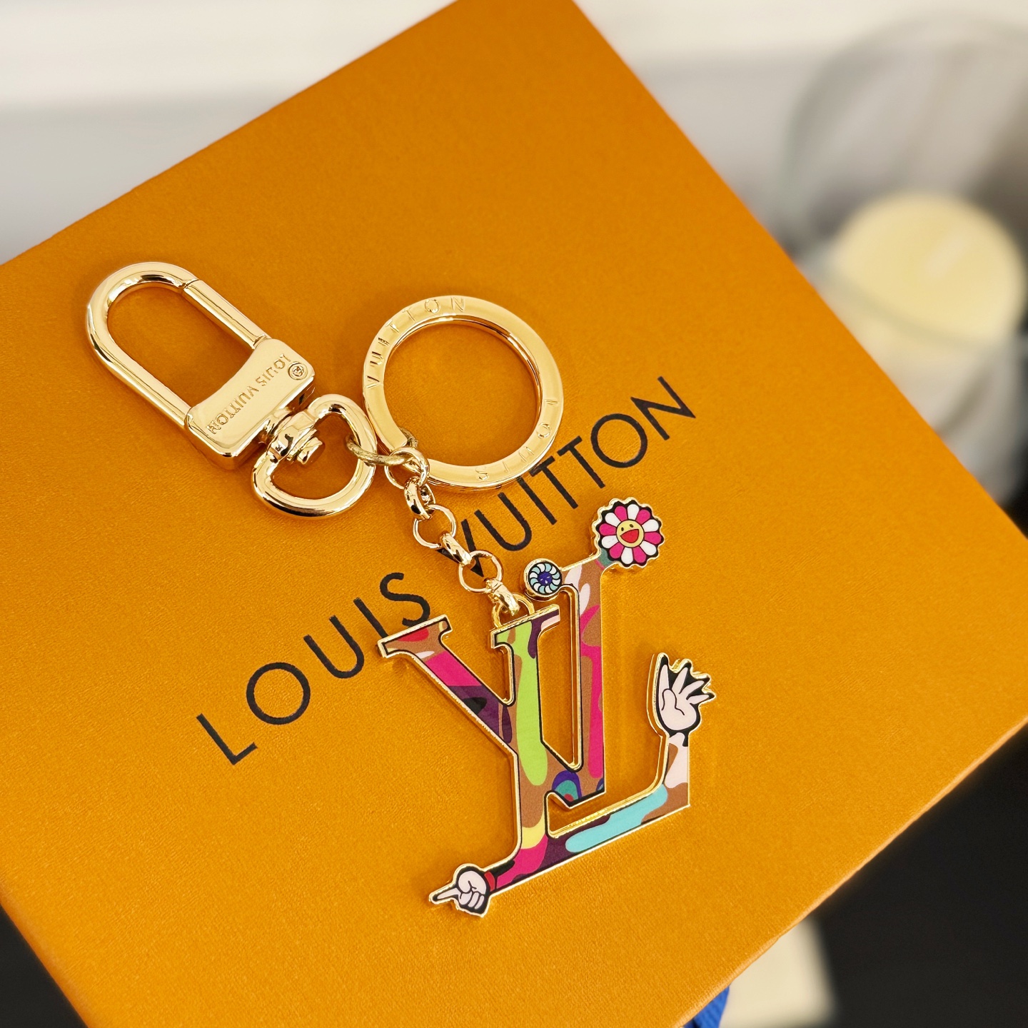 L0vis Vvtt0n Bag Charm