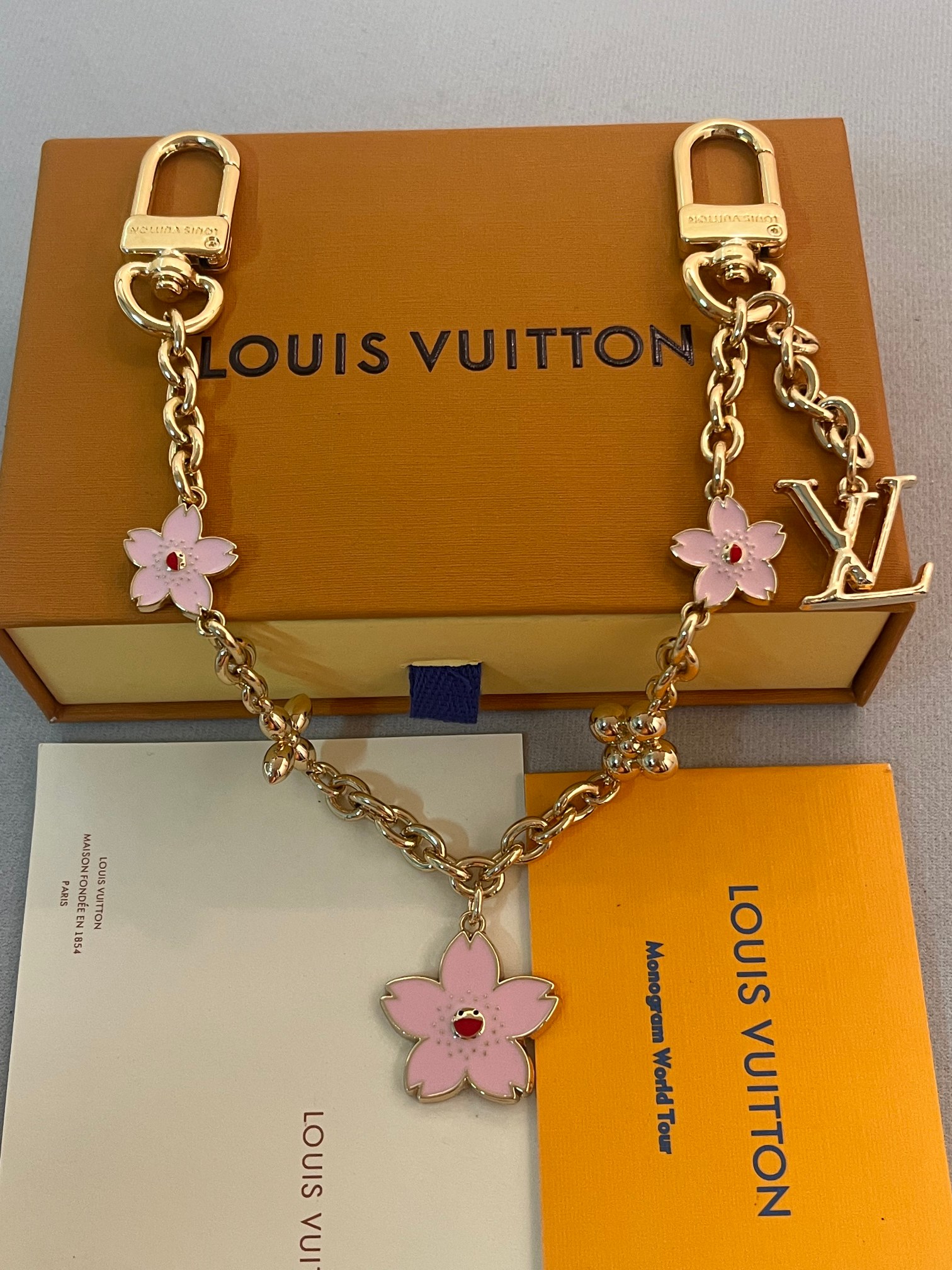 L0vis Vvtt0n Bag Charm