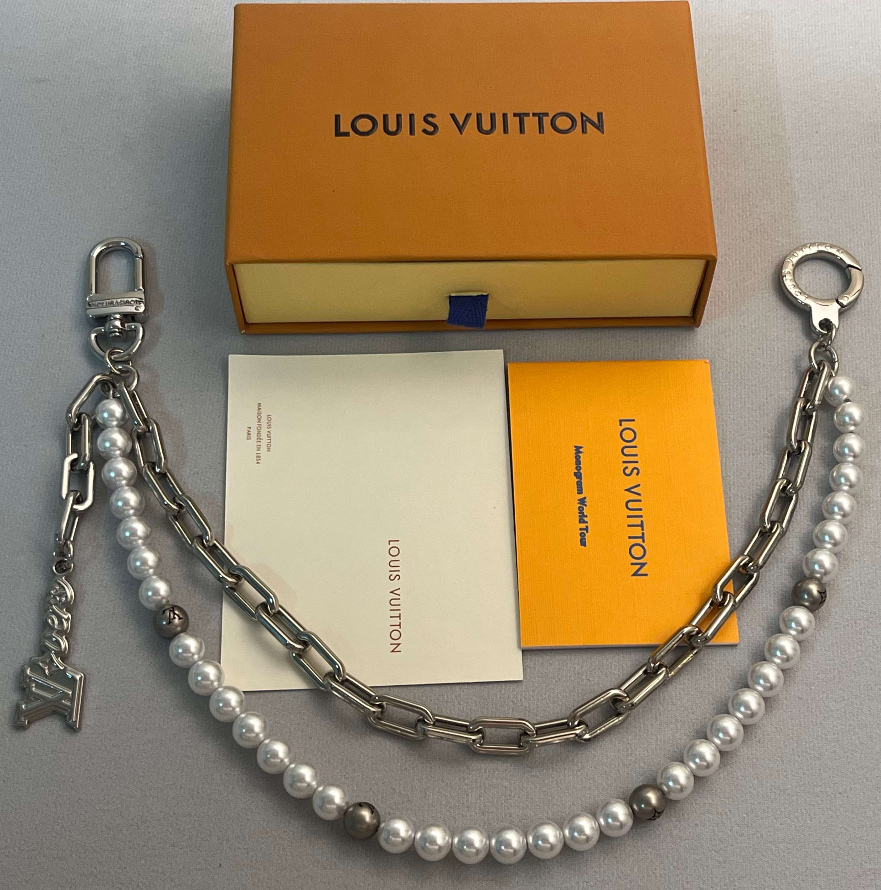 L0vis Vvtt0n Bag Charm