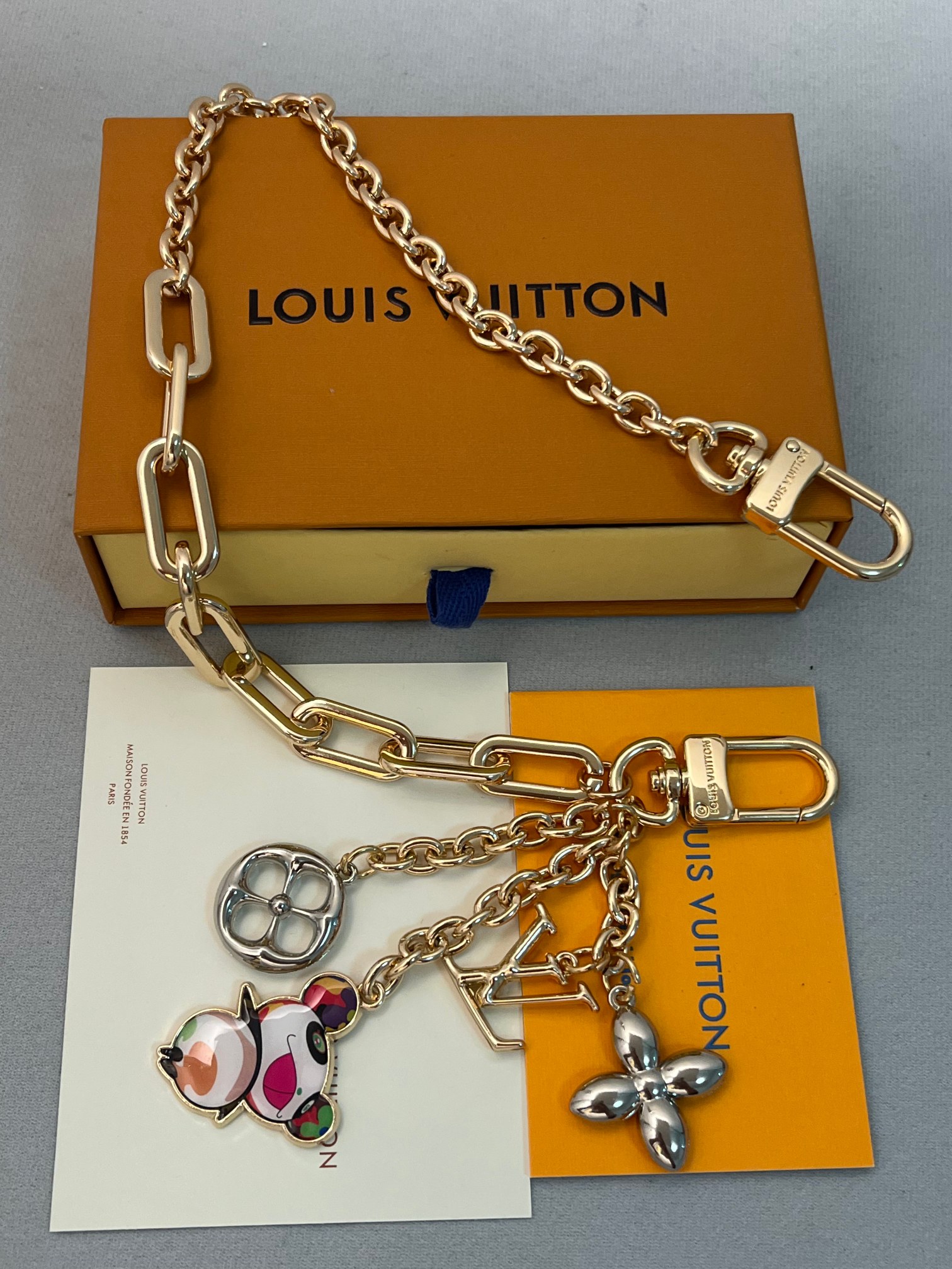 L0vis Vvtt0n Bag Charm