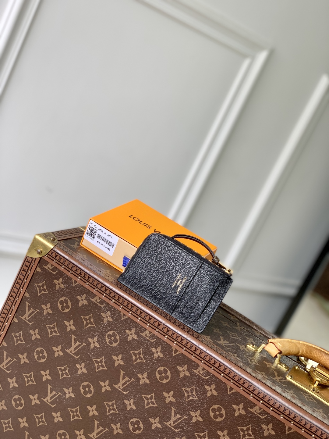 L0vis Vvtt0n Low Key Wallet - 8.5 x 1 x 13CM